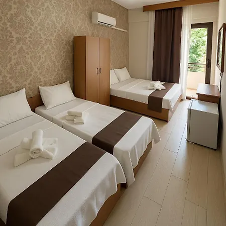 Panorama Oezdere Gumuldur